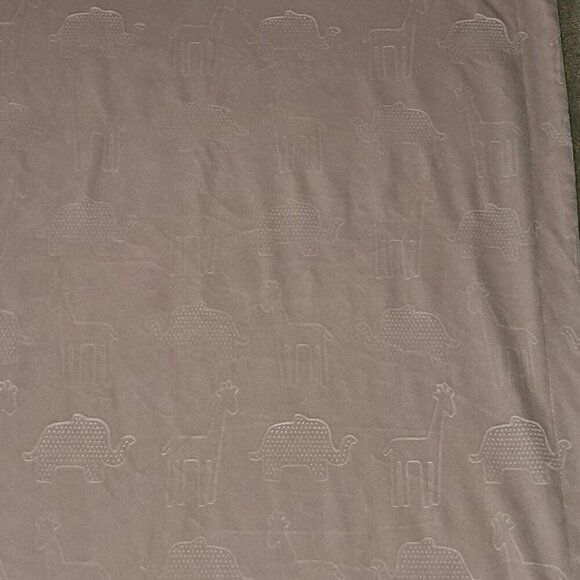 RN 119741 Solid Pink Baby Blanket Fleece Embossed Animal Safari Elephant Giraffe - Picture 5 of 8
